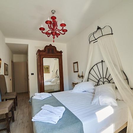 Rooms Alla Loggia Del Castello Trento Luaran gambar